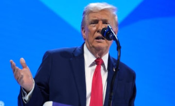 डोनाल्ड ट्रम्प